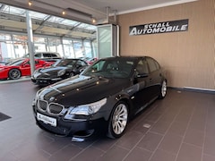 Bild des Angebotes BMW M5 Limousine HEADUP/NAVI/PDC/LEDER/SOUND/MEMORY/