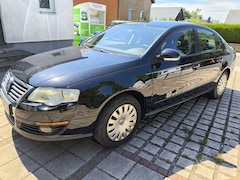 Bild des Angebotes VW Passat Trendline*KLAMAUTOMATIK*SHZG*AHK*ALLWETTERREIFEN*