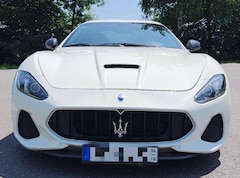 Bild des Angebotes Maserati GranTurismo MC Sport Full Carbon-LED Lenkrad-Alcantara