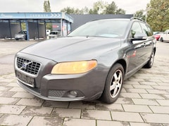 Bild des Angebotes Volvo V70 Kombi Momentum