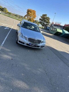 Bild des Angebotes Mercedes-Benz E 220 CDI DPF BlueEFFICIENCY Automatik