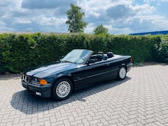 Bild des Angebotes BMW 325 325i*Klima*1 Hd.*el. Verdeck*