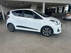 Bild des Angebotes Hyundai i10 AUTOMATIK+NAVIGATION+SITZHEIZUNG+PDC Passion +