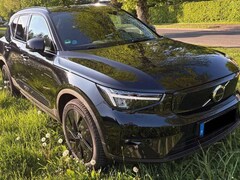 Bild des Angebotes Volvo EX40 EX40 Fully Electric Single M. Extended Range RWD Plus Dark