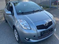 Bild des Angebotes Toyota Yaris TÜV Neu // Inspektion neu // 8 Fach bereift //