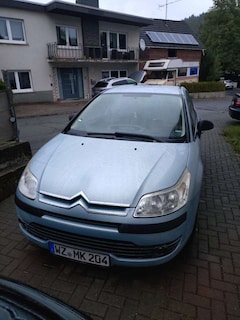 Bild des Angebotes Citroen C4 1.4 16V Style
