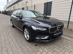Bild des Angebotes Volvo V90 Kombi Inscription AWD PANO/360°/B&W/HUD/AHK