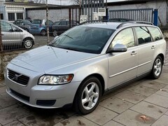 Bild des Angebotes Volvo V50 Kombi 1.6 D Drive Kinetic