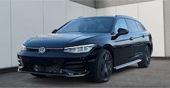 Bild des Angebotes VW Passat Variant R-Line 4WD+PANO+AHK+HARMAN+NAVI+HUD+Matrix+ACC ...