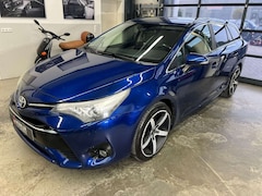 Bild des Angebotes Toyota Avensis Touring 1.8 Sports Comfort+STHZ+Navi+19"