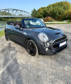 Bild des Angebotes MINI Cooper S Cabrio JCW Ausstattung