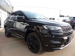 Bild des Angebotes Jeep Compass 1.5l GSE  48V e-Hybr High Altitude black