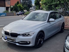 Bild des Angebotes BMW 328 328i Sport Line, Head-up, Bi-X adapt.Kurvenl, HiFi