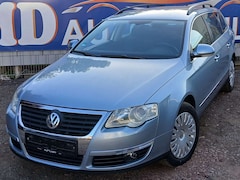 Bild des Angebotes VW Passat Variant 1,6 Comfortline *1.HAND*KLIMA*SHZ*HU/TÜV NEU*