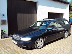 Bild des Angebotes Opel Omega 3.0 V6 Kombi SPORT Leder SD Xenon 17" Alu