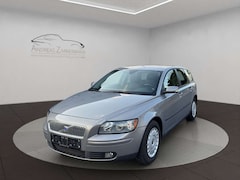 Bild des Angebotes Volvo V50 Kombi 1.8 WENIG KILOMETER!