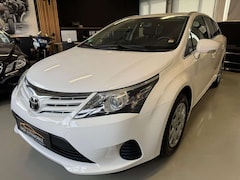 Bild des Angebotes Toyota Avensis Basis 1.6 16V KAT