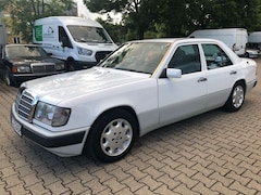 Bild des Angebotes Mercedes-Benz E 250 E-Klasse 250d*Automatik*Schiebedach*H-Kennzeichen*
