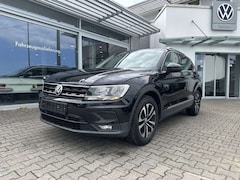 Bild des Angebotes VW Tiguan 2.0TDI COMFORTLINE*AHK*NAVI*PDC*ALU