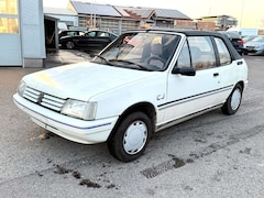 Bild des Angebotes Peugeot 205 Cabrio ** 1. Hand ** TÜV 12/2026