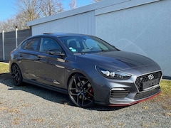 Hyundai i30 N Fastback 2.0 T-GDI Performance, ERST LESEN