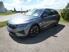 Bild des Angebotes Skoda Octavia 2.0 TSI 195 kW RS