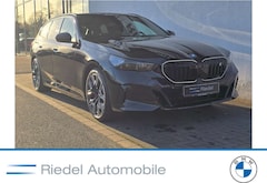 Bild des Angebotes BMW i5 eDrive40 Touring Navi Tempom.aktiv Bluetooth PDC M