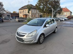 Bild des Angebotes Opel Corsa Corsa  5-Türer 1.4 /Motor rauchen!!!!
