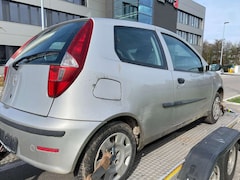 Bild des Angebotes Fiat Punto Punto 1.2 8V--Teilen