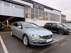 Bild des Angebotes Volvo V60 D3 Geartronic Linje Svart*LEDER*XEN*NAV*KAM*