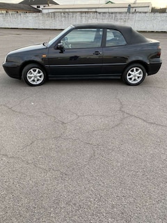Bild des Angebotes VW Golf Cabriolet Cabrio 1.6 Trendline