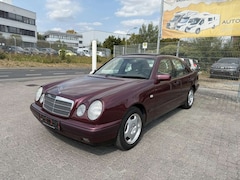 Bild des Angebotes Mercedes-Benz E 230 E230 Classic W210 S-Dach Automatik Tüv 08.2026