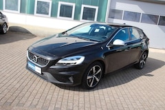 Bild des Angebotes Volvo V40 Momentum R Design, Navi, PDC, SHZ, LED