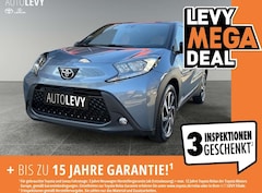 Bild des Angebotes Toyota Aygo 1.0 Team D +Automatik+SHZ+Allwetter+CarPlay+