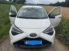 Bild des Angebotes Toyota Aygo Aygo x-play