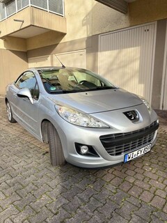 Bild des Angebotes Peugeot 207 CC 120 VTi Platinum