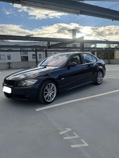 Bild des Angebotes BMW 320 320i