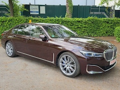 Bild des Angebotes BMW 745 e B&W Sound*TV*360°*HeadUP*Massage*Laserlicht