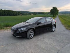 Bild des Angebotes Volvo V40 You! sehr sauber, TÜV neu, GARANTIE