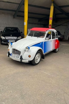 Bild des Angebotes Citroen 2CV wie COCO dreifarbig und H Kennzeichen  wie neu