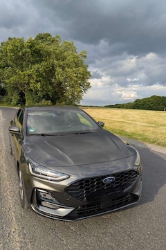 Bild des Angebotes Ford Focus Focus 1.0 EcoBoost Hybrid ST-LINE Limousine