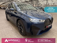 Bild des Angebotes BMW iX xDrive40 Sport 76,6 kWh|AHK|LED