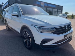 Bild des Angebotes VW Tiguan "Active-Edition"mit LED+KAMERA+NAVI+ALU
