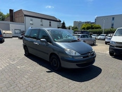 Bild des Angebotes Peugeot 807 Family