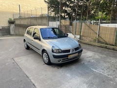 Renault Clio Clio 1.4 16V Automatik * Neu TÜV