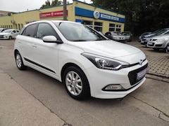 Bild des Angebotes Hyundai i20 Passion/PDC/Temp./Spurhalteassist.
