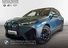 Bild des Angebotes BMW iX xDrive50 *572€ o. Anz*Sportpaket*22 Zoll*2 Achs*AH