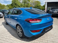 Bild des Angebotes Hyundai i30 Fastback Style/Automatik/Navi/Garantie