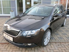 Bild des Angebotes Skoda Superb Exclusive BI-XENON DAB PDC NAVI 2.HAND SCHECKHEFT