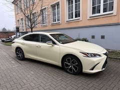 Bild des Angebotes Lexus ES 300 h Business Line/ TAXI
